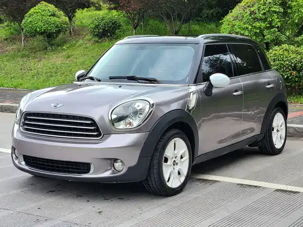 MINI Countryman 2011