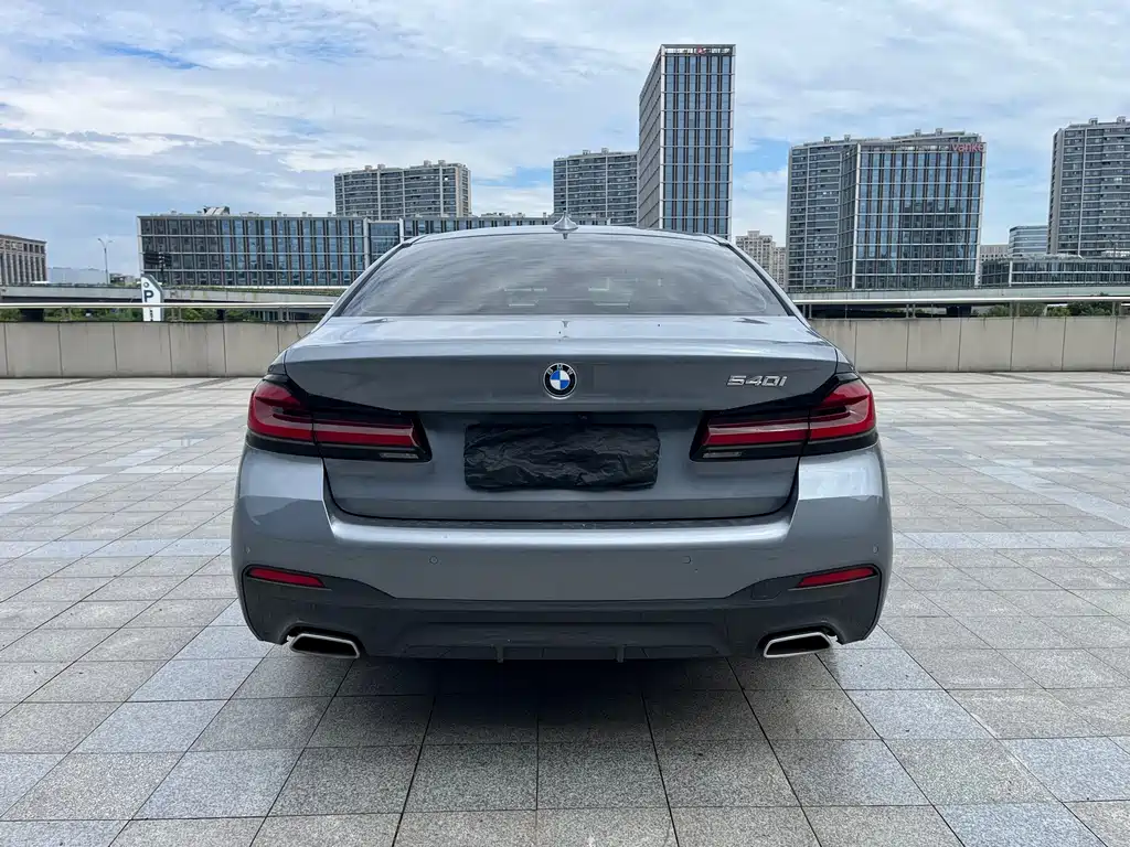 BMW 5 Series 2022