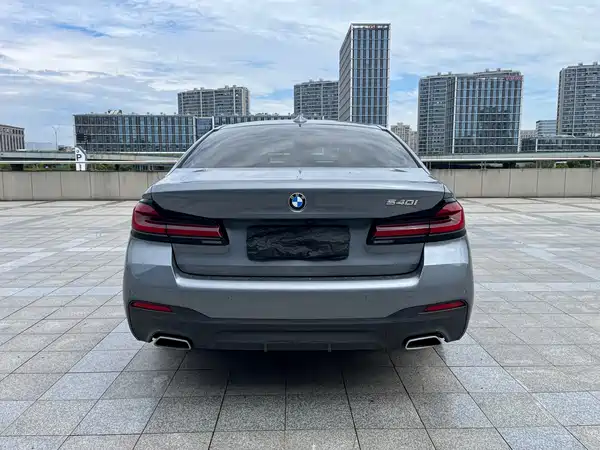 BMW 5 Series 2022