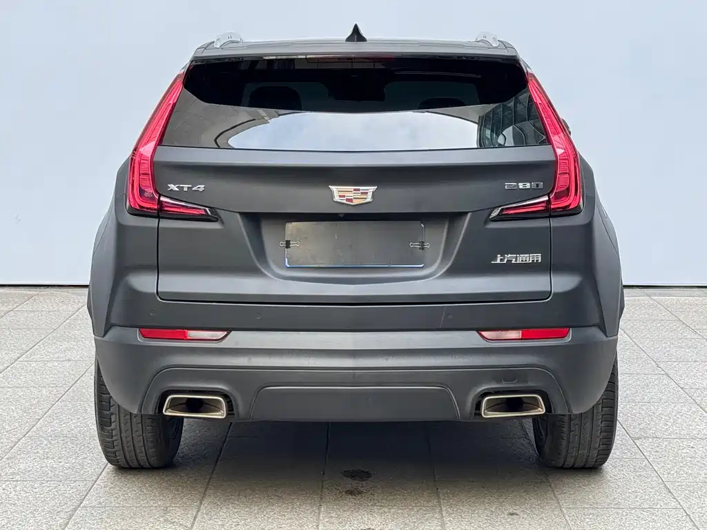 Cadillac XT4 2022 — фото 5