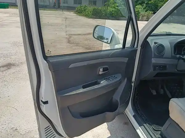 Suzuki Beidou Star X5 2013