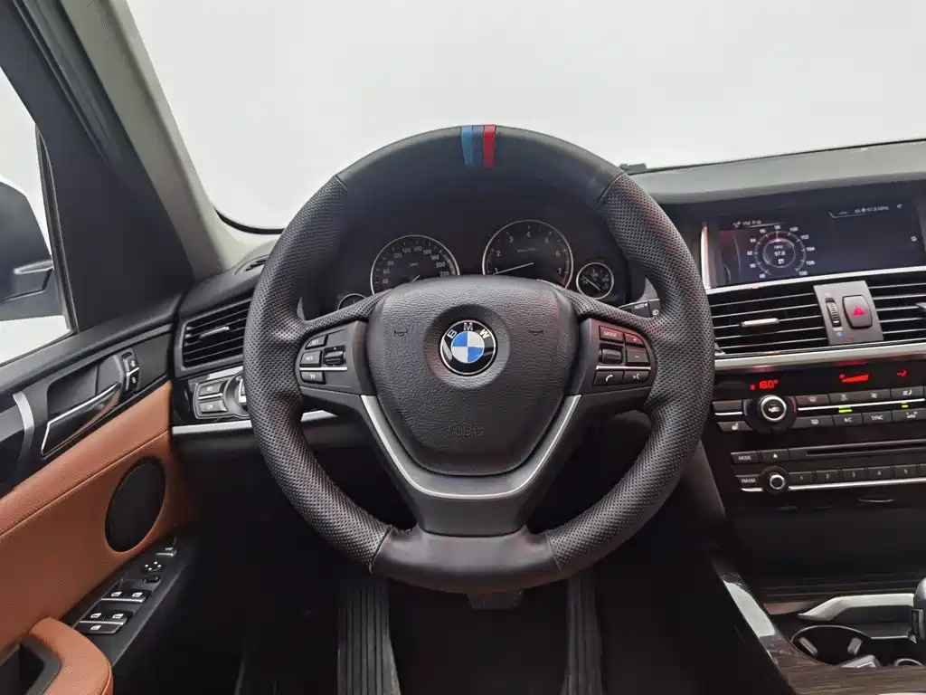 BMW X3 2014 — фото 11