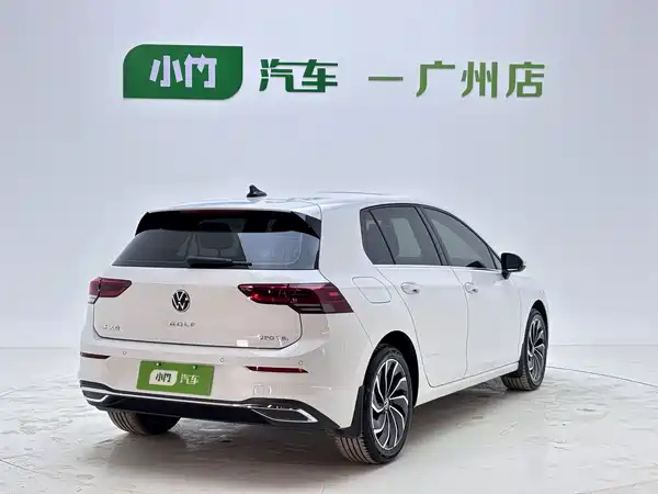 Volkswagen Golf 2023