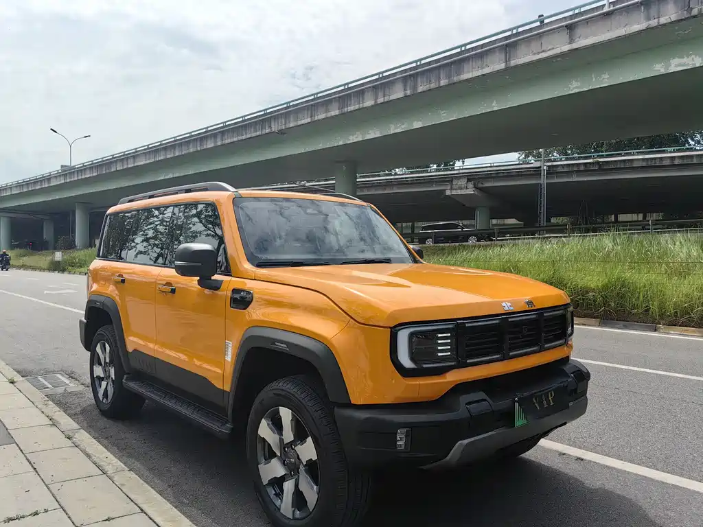 Beijing Off-Road BJ40 EREV 2025 — фото 2