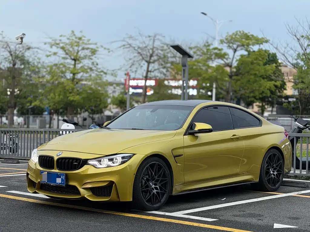 BMW M4 2018 — фото 1