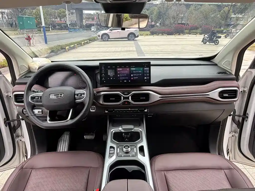 Geely Haoyue 2022 — фото 22