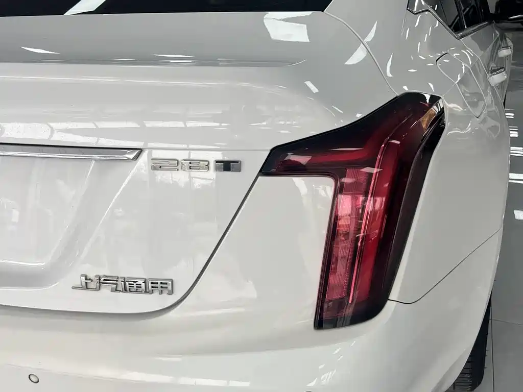 Cadillac CT5 2021 — фото 21
