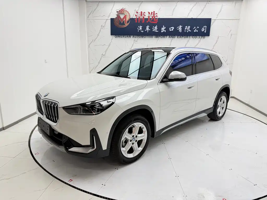 BMW X1 2023 — фото 1