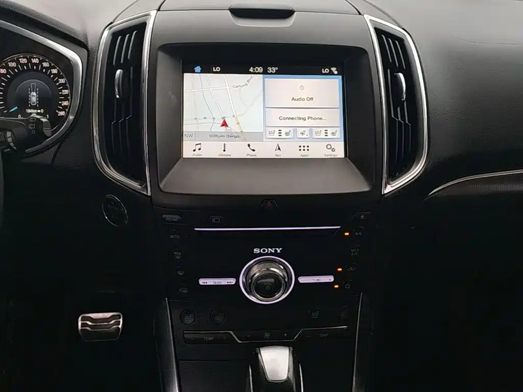 Ford Edge 2019 — фото 13