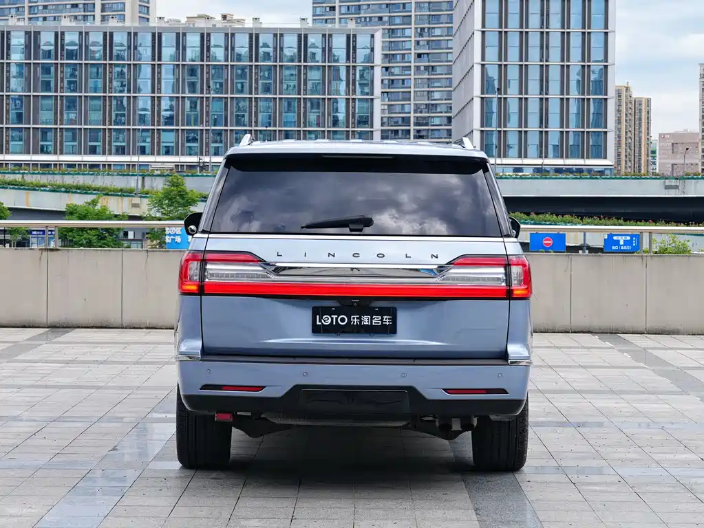 Lincoln Navigator 2019 — фото 5
