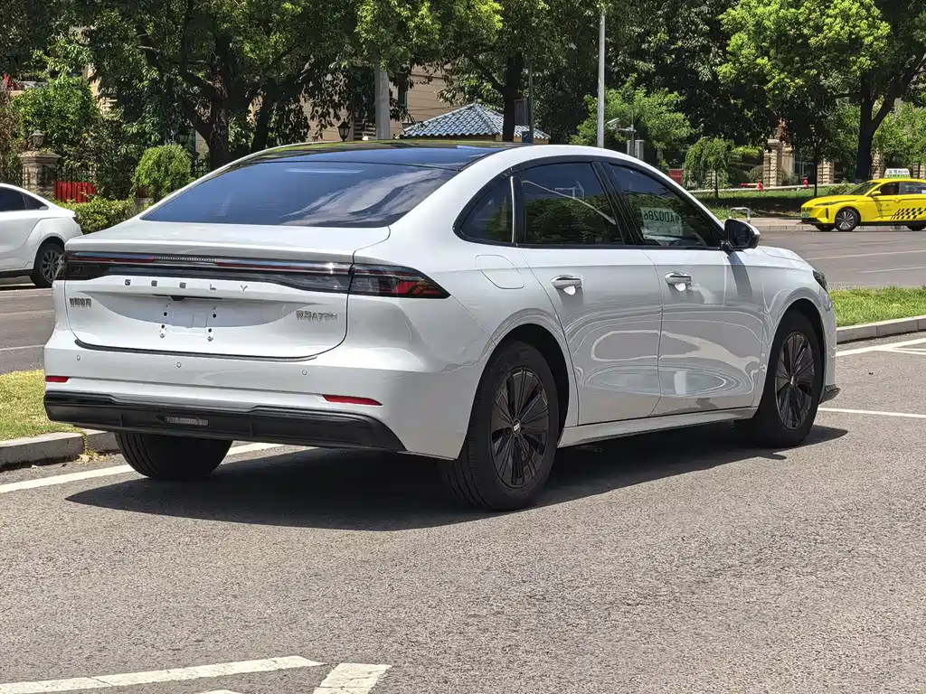 Geely Galaxy A7 EM 2025 — фото 6
