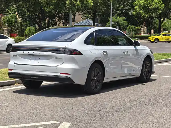 Geely Galaxy A7 EM 2025