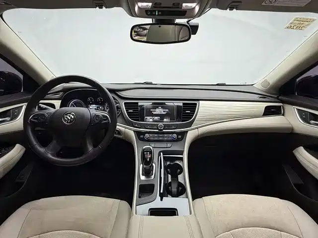 Buick LaCrosse 2018 — фото 15