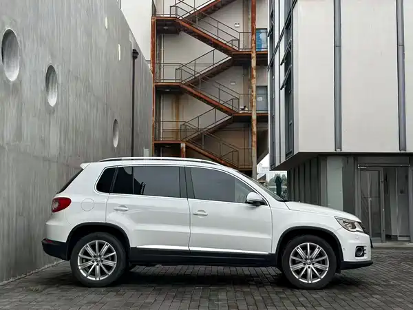Volkswagen Tiguan 2012