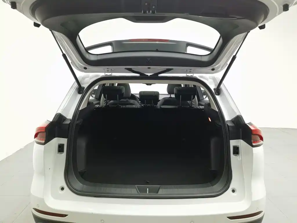 Haval H6 2021 — фото 16