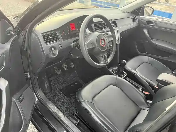Volkswagen Santana 2015