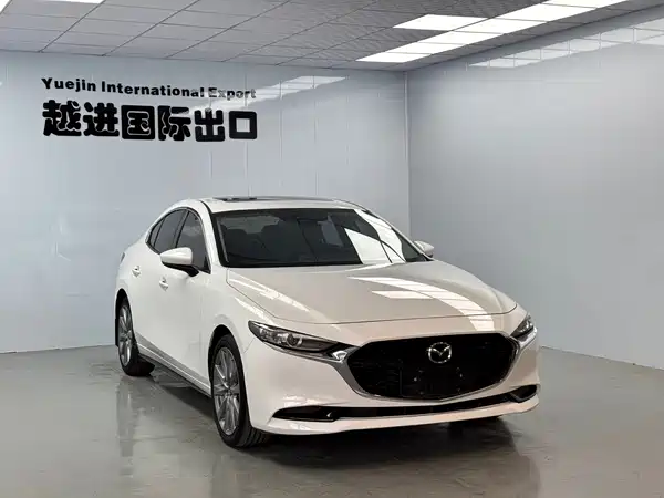 Mazda 3 Axela 2021