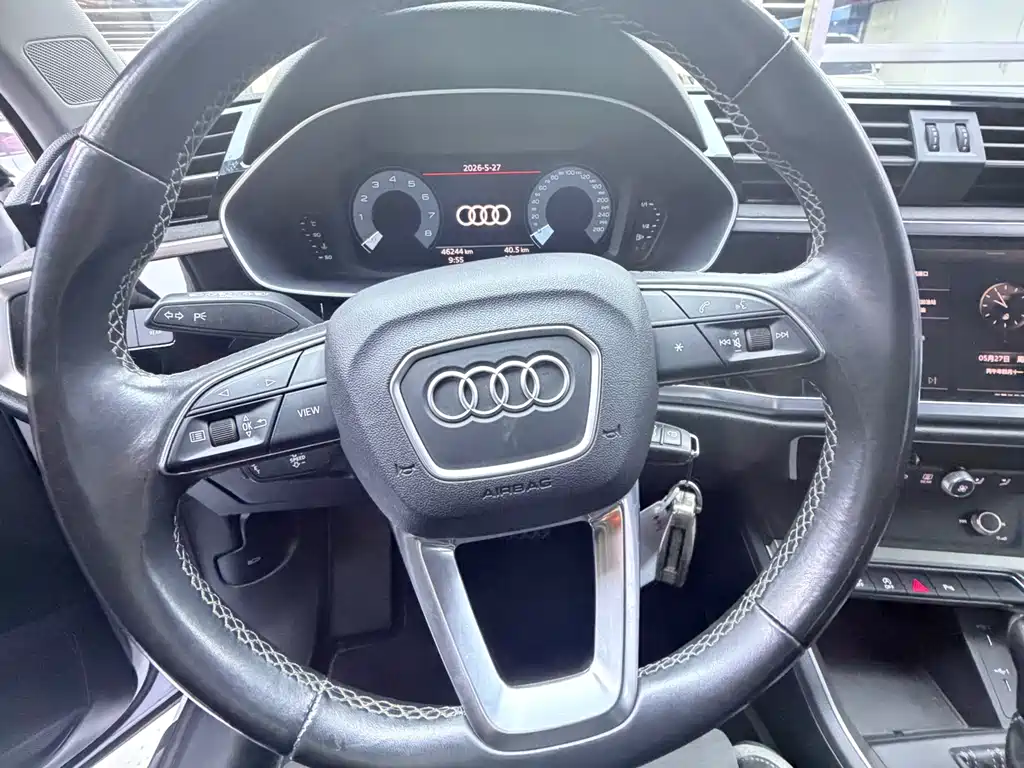 Audi Q3 2022 — фото 12