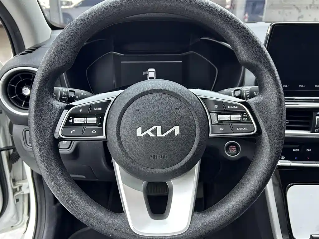 Kia K3 2022 — фото 15