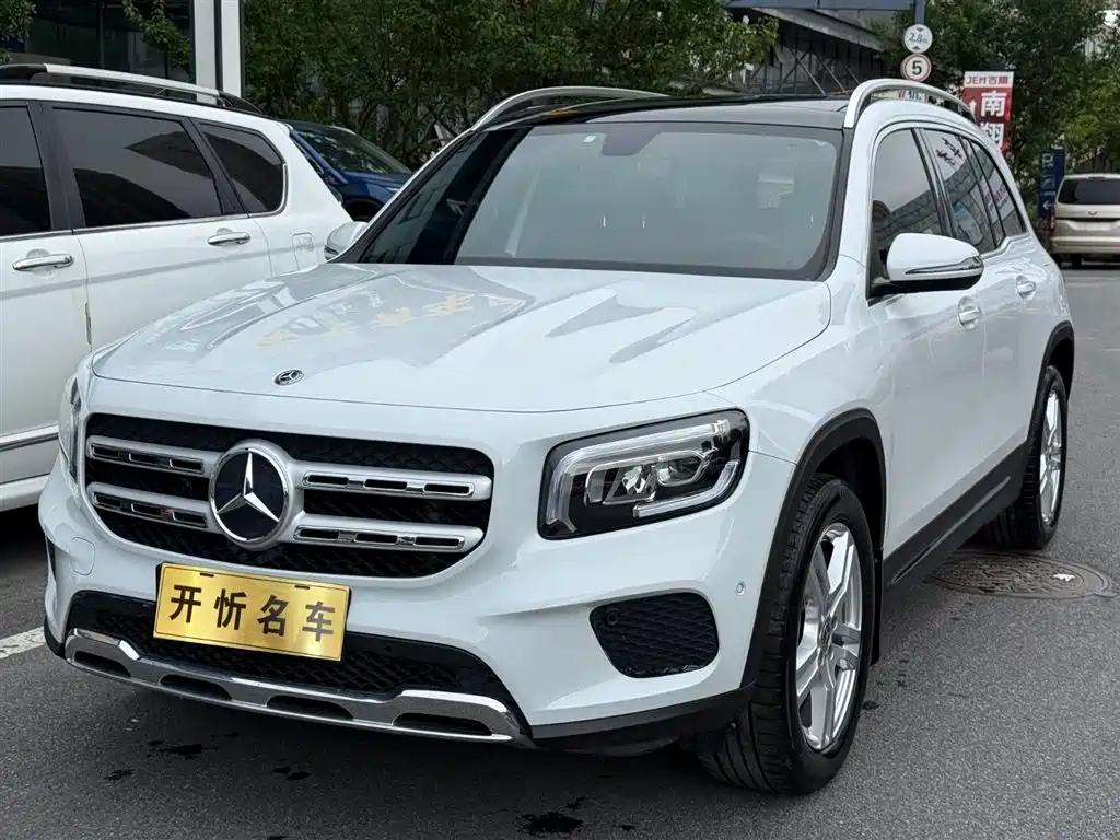Mercedes-Benz GLB 2020 — фото 1