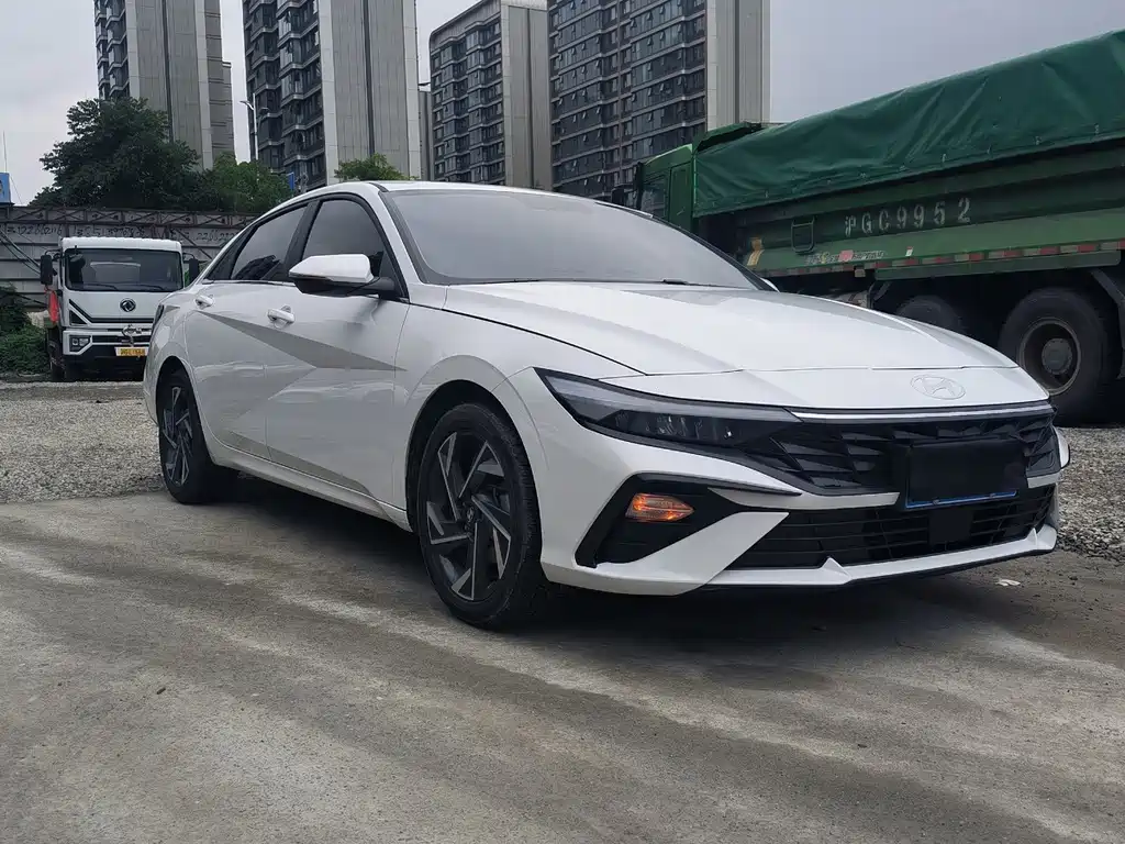 Hyundai Elantra 2026