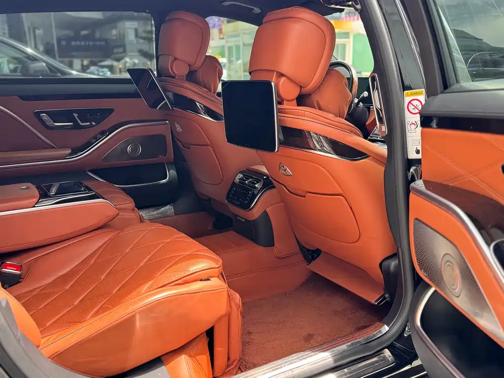 Mercedes-Benz S-Class 2021
