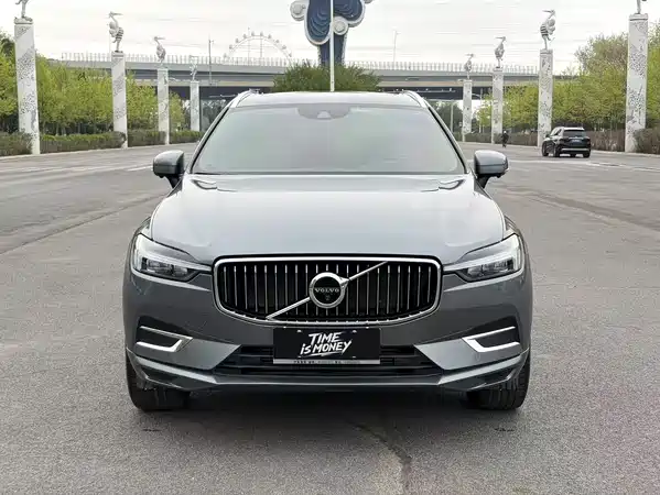 Volvo XC60 2021
