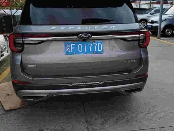 Ford Explorer 2023