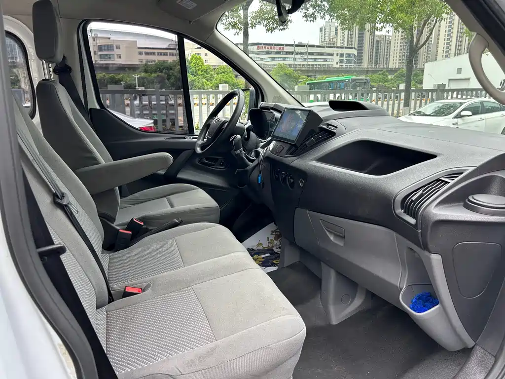 Ford Transit 2021 — фото 11