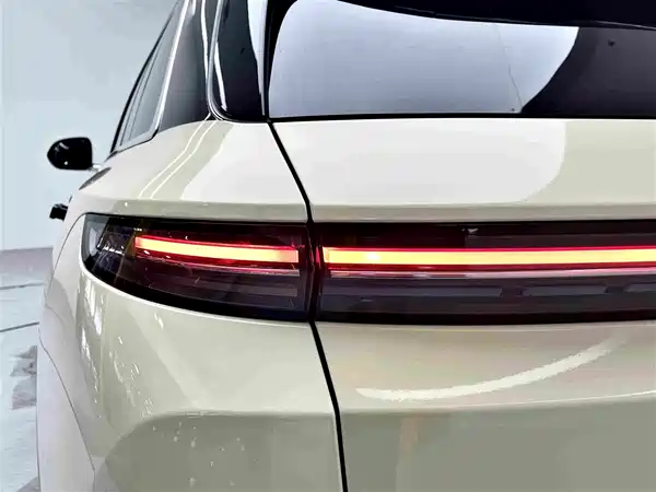 Li Auto L7 2024