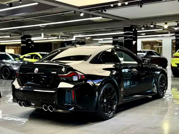 BMW M2 2024