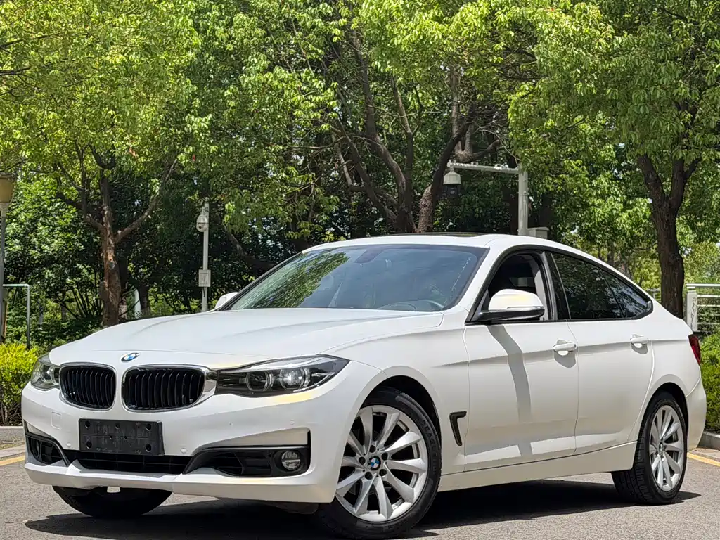 BMW 3 Series GT 2019