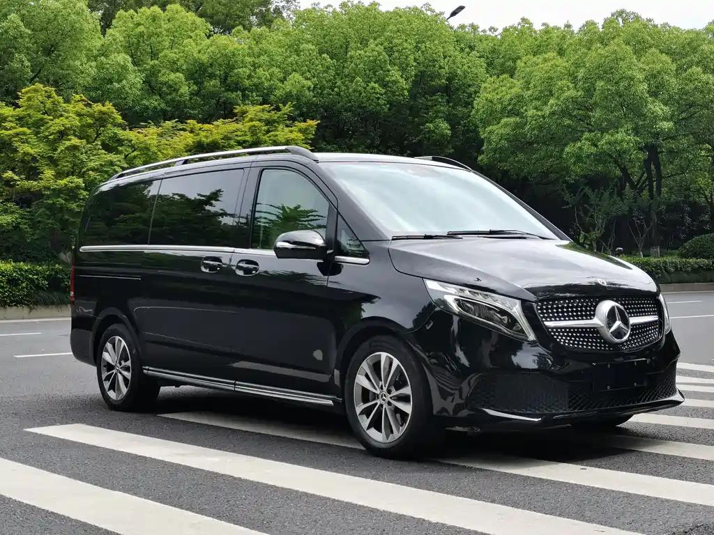 Mercedes-Benz V-Class 2022 — фото 3