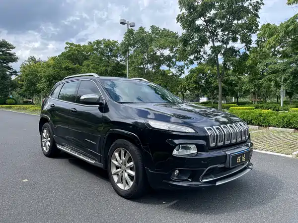 Jeep Cherokee 2017