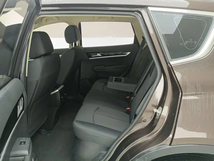 Dongfeng Fengshen AX7 2015 — фото 11