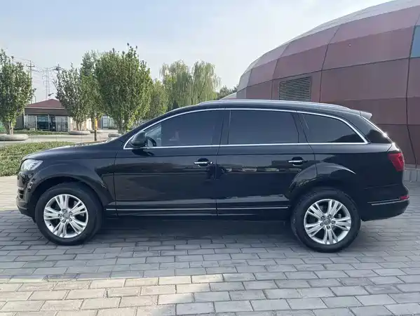 Audi Q7 2011