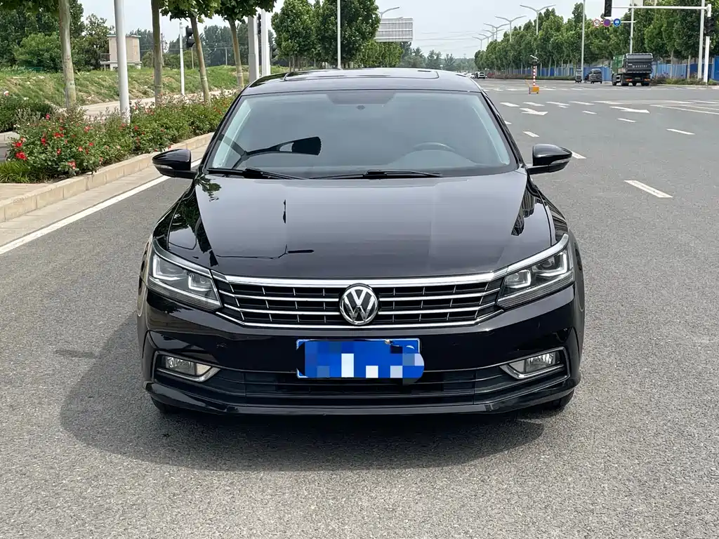 Volkswagen Passat 2017 — фото 2