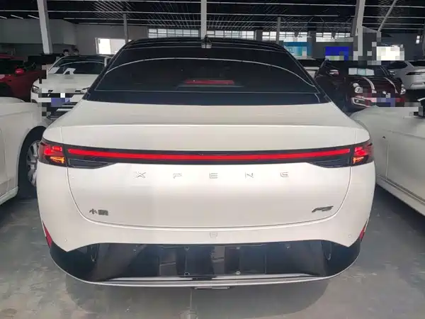 XPeng P5 2022