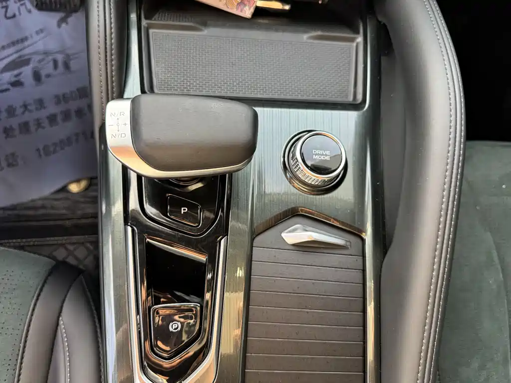 Geely Xingyue L 2023 — фото 14
