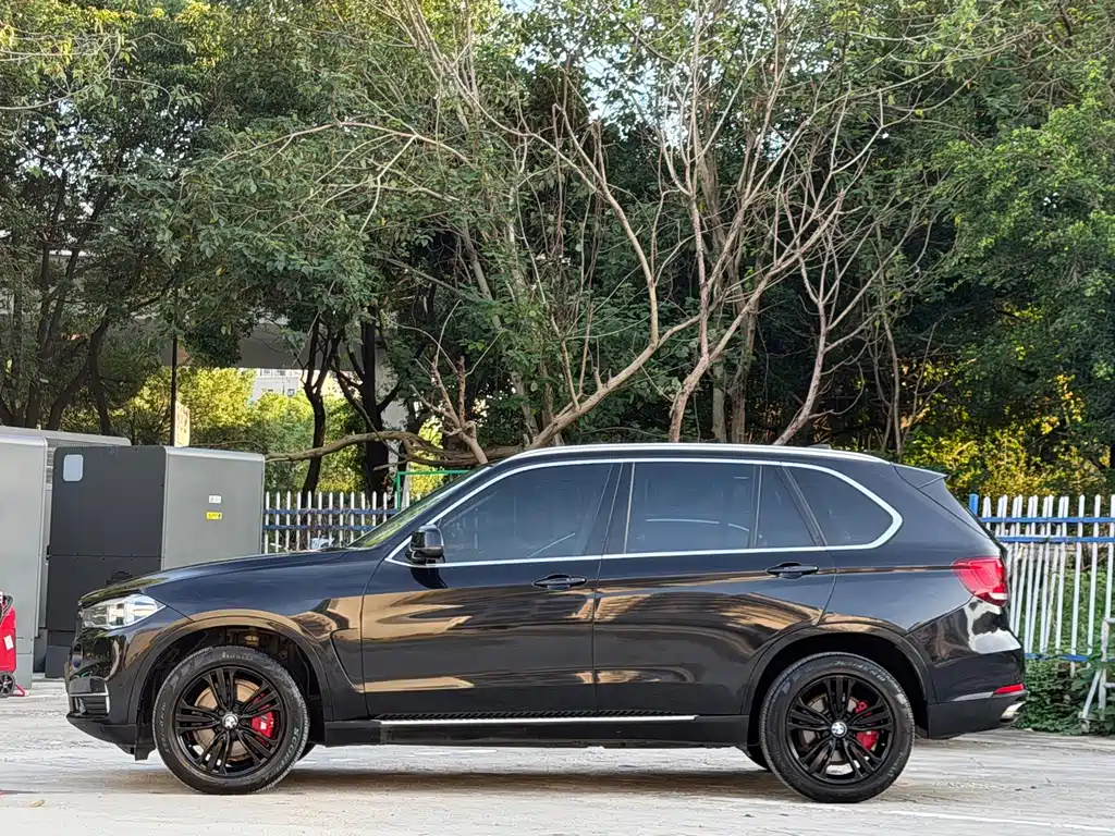BMW X5 2018 — фото 15