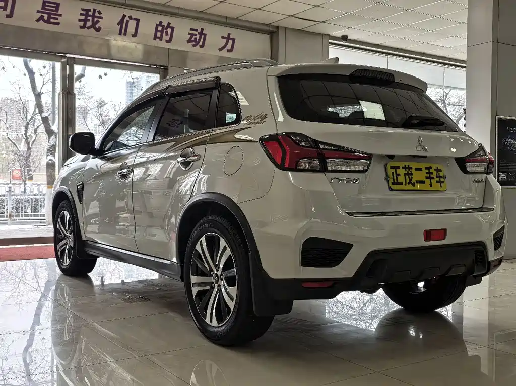 Mitsubishi ASX 2022 — фото 16