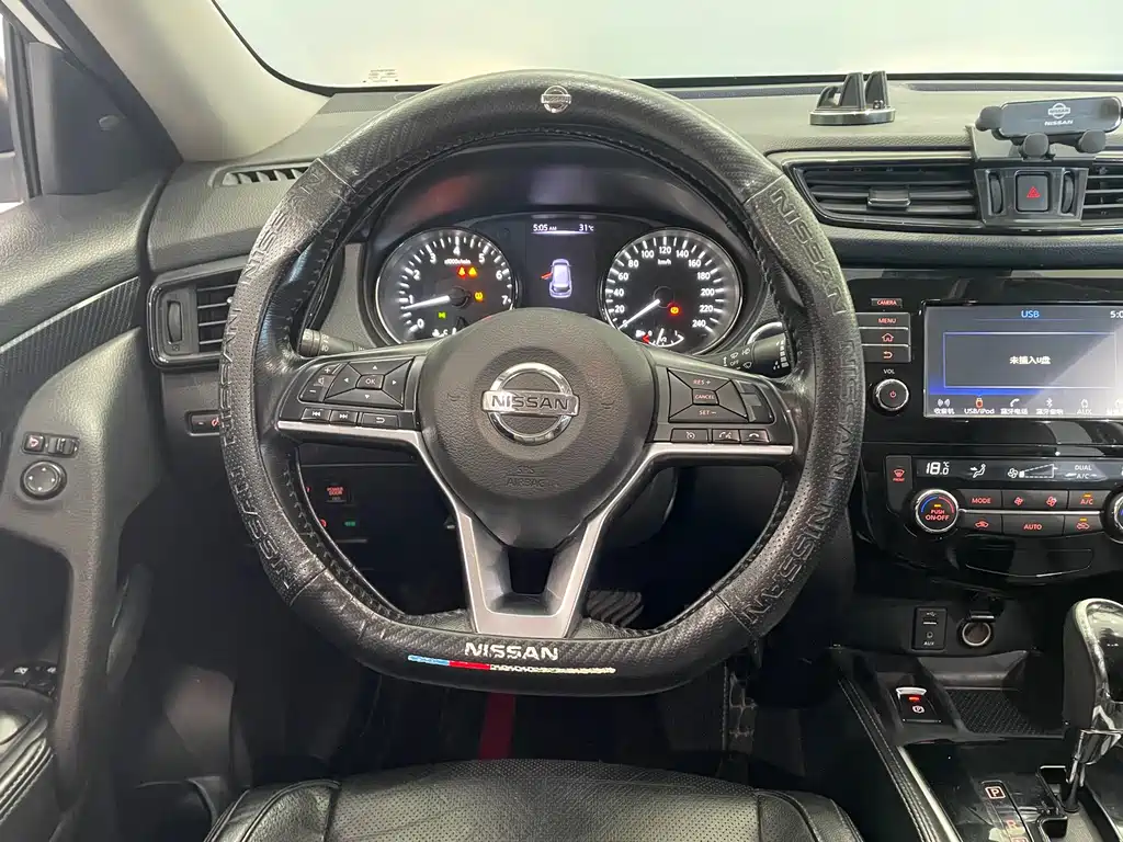 Nissan X-Trail 2017 — фото 13
