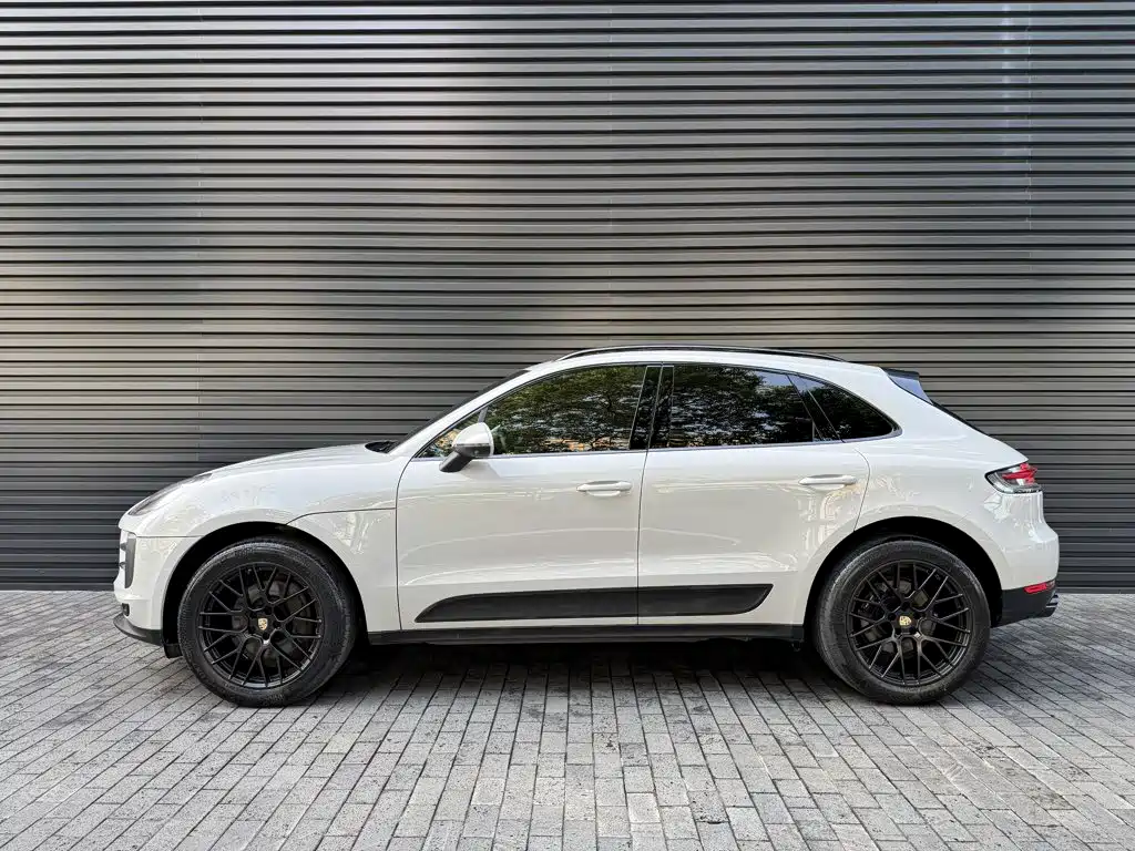 Porsche Macan 2021 — фото 12