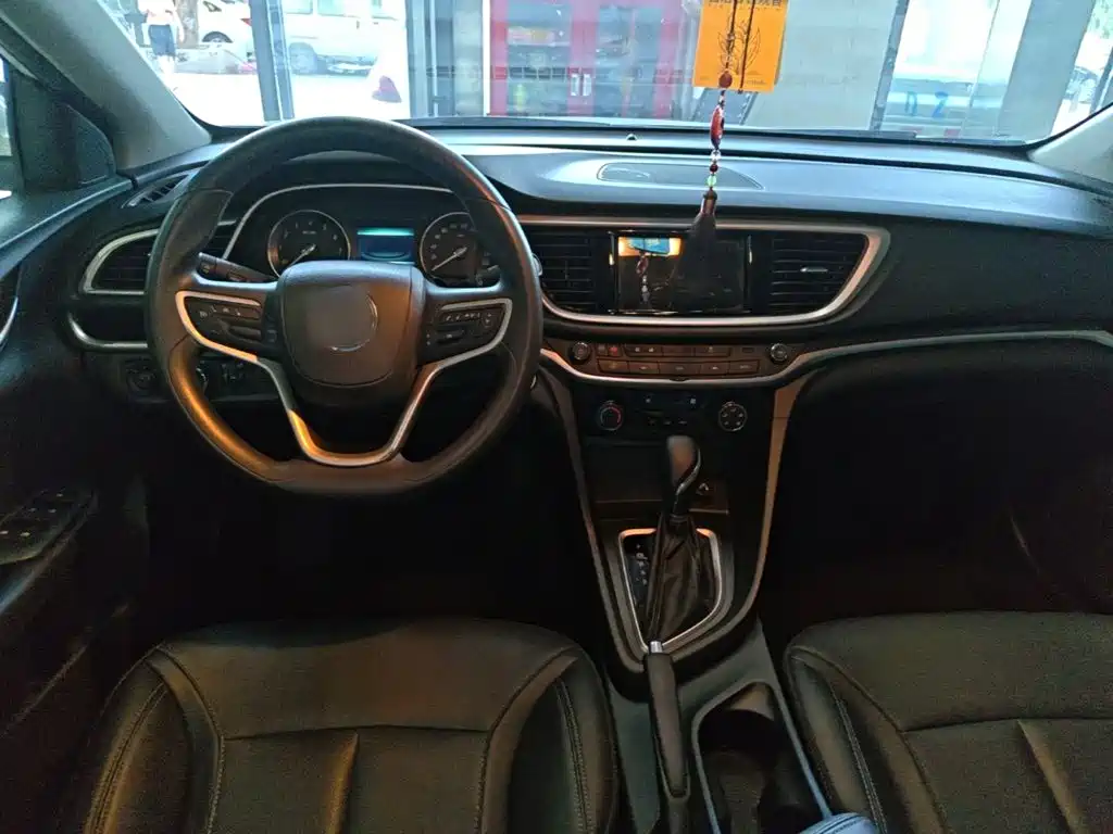 Buick Excelle GT 2021 — фото 10