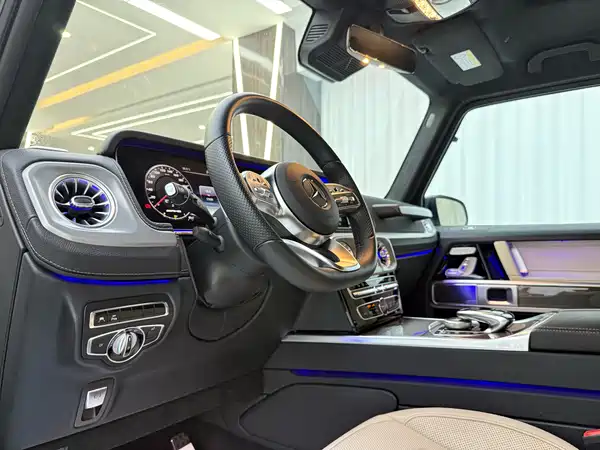 Mercedes-Benz G-Class 2023