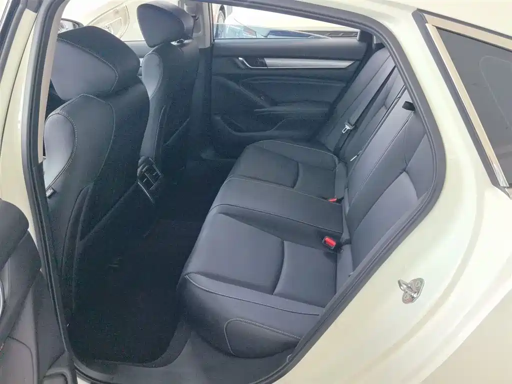 Honda Inspire 2020 — фото 9