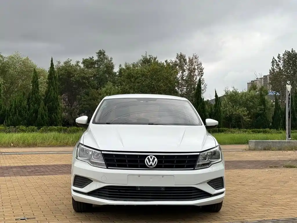Volkswagen Jetta 2018 — фото 2