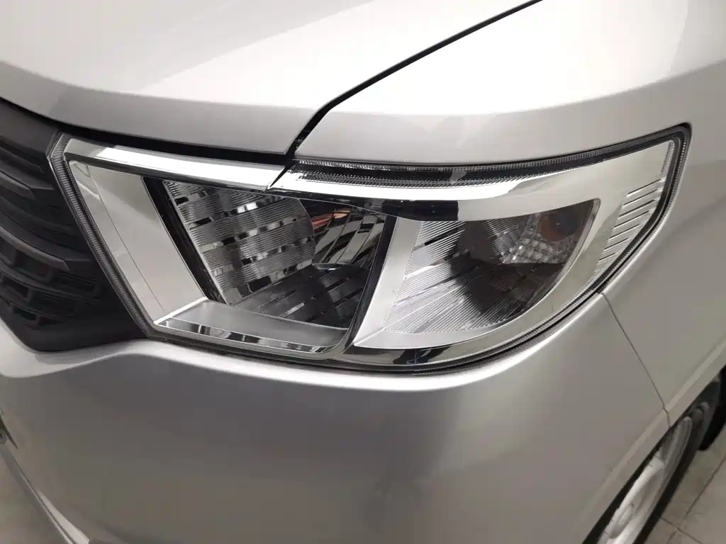 Wuling Hongguang V 2025