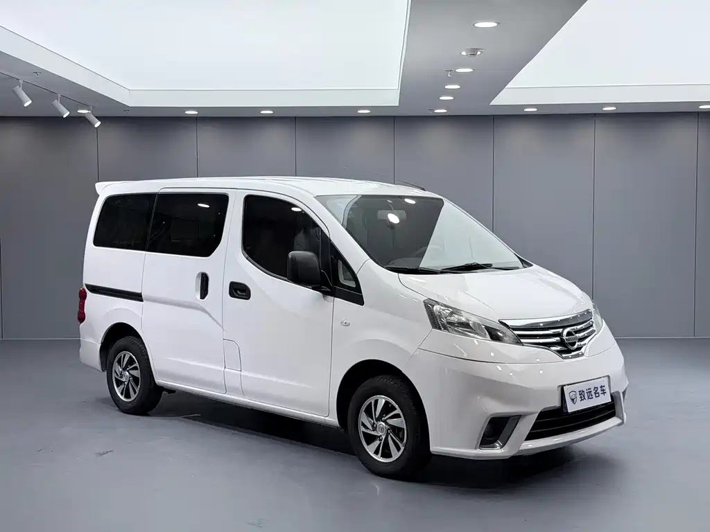 Nissan NV200 2017 — фото 3