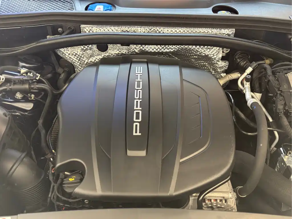 Porsche Macan 2019 — фото 17